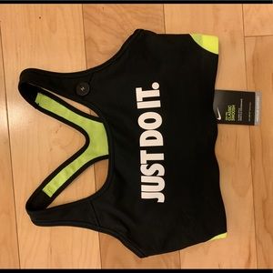 NWT!! Brand new nike sports bra